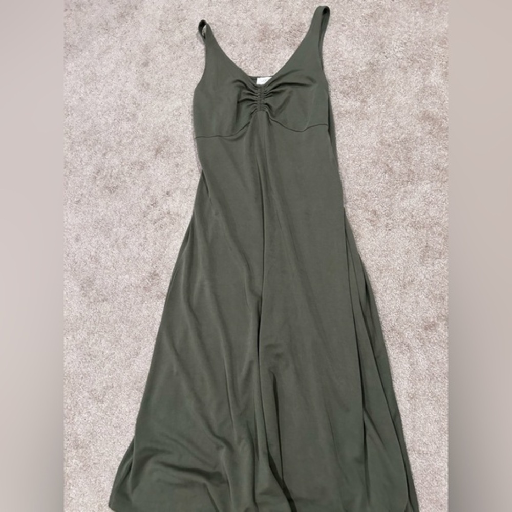 LOFT outlet Olive Green Ruched midi dress